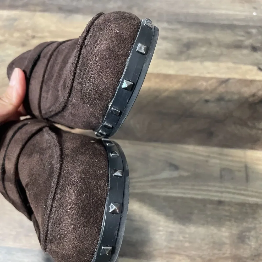 Charles by Charles David Boy Brown Suede Penny Loafers Size 7.5 M Silver Studs
